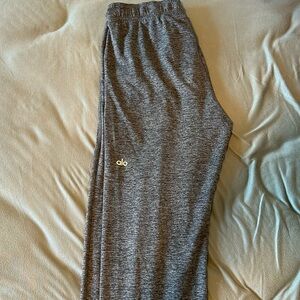 ALO yoga pants